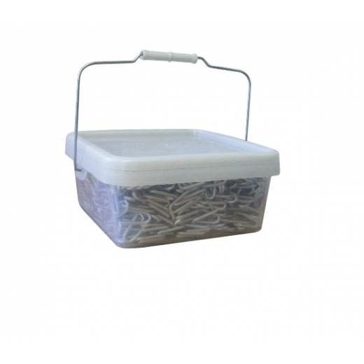 40 X 4MM BARBED STAPLES 10KG TUB