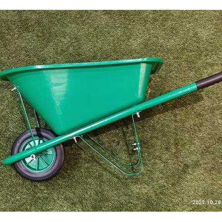 CHILDRENS GREEN WHEELBARROW