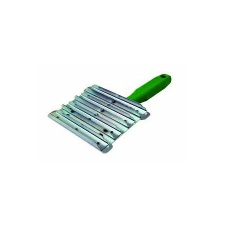 CURRY COMB CATTLE 7 ROW