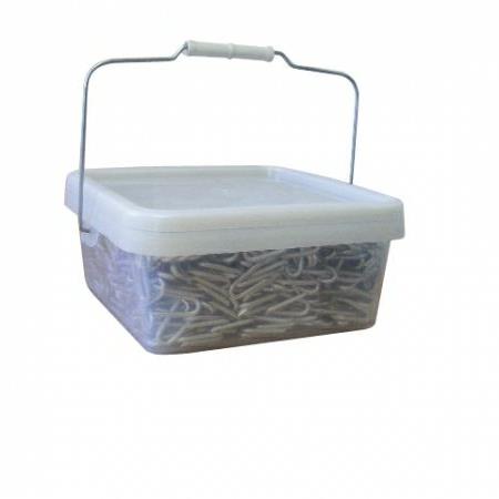 40 X 4MM BARBED STAPLES 10KG TUB